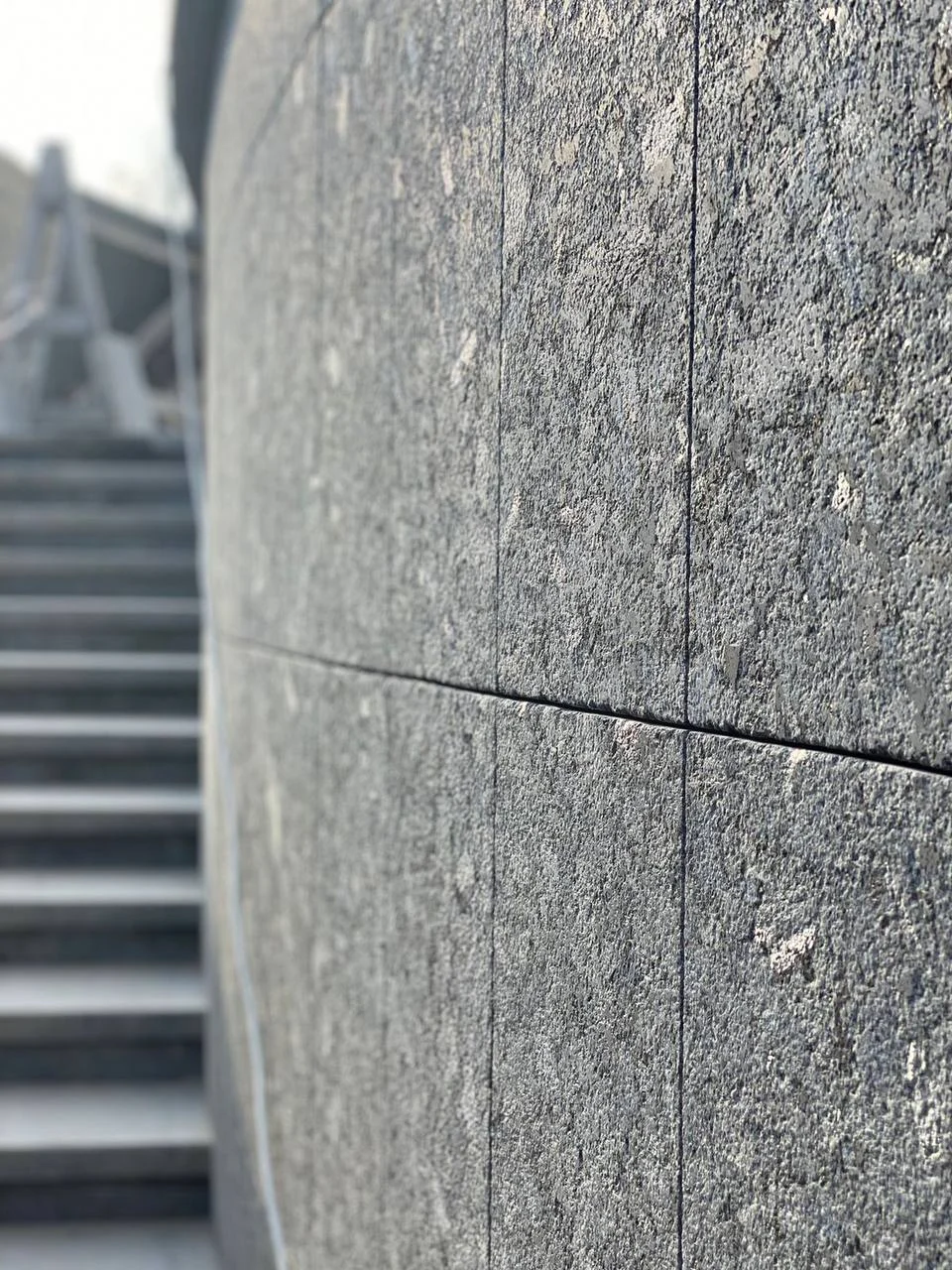 Graniitseina lähivaade